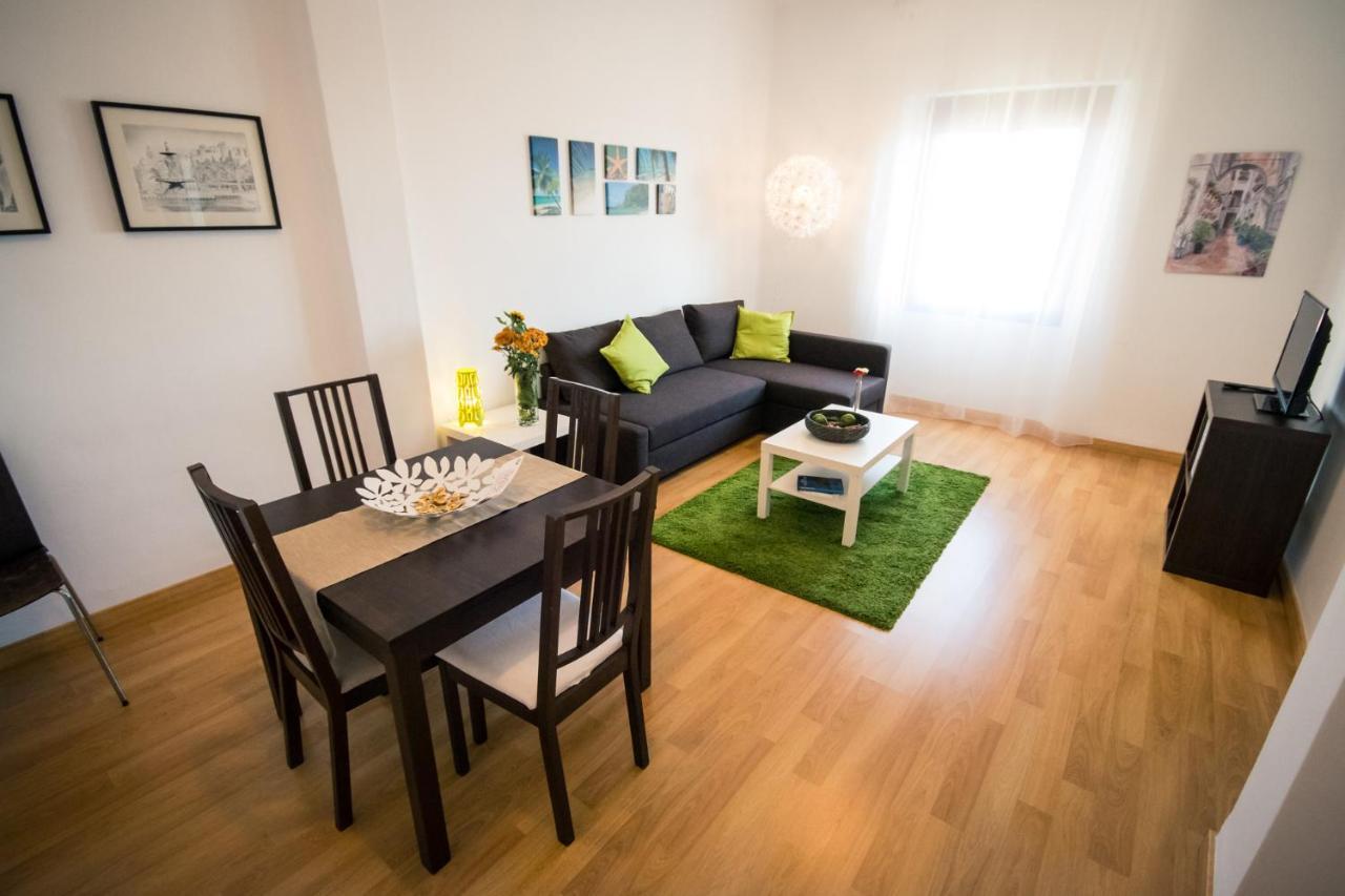 Holidays2Malaga Heredia 3 Bedroom Opposite Malaga Port Eksteriør bilde