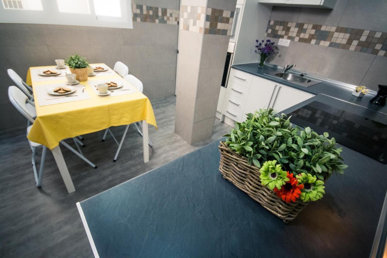 Holidays2Malaga Heredia 3 Bedroom Opposite Malaga Port Eksteriør bilde