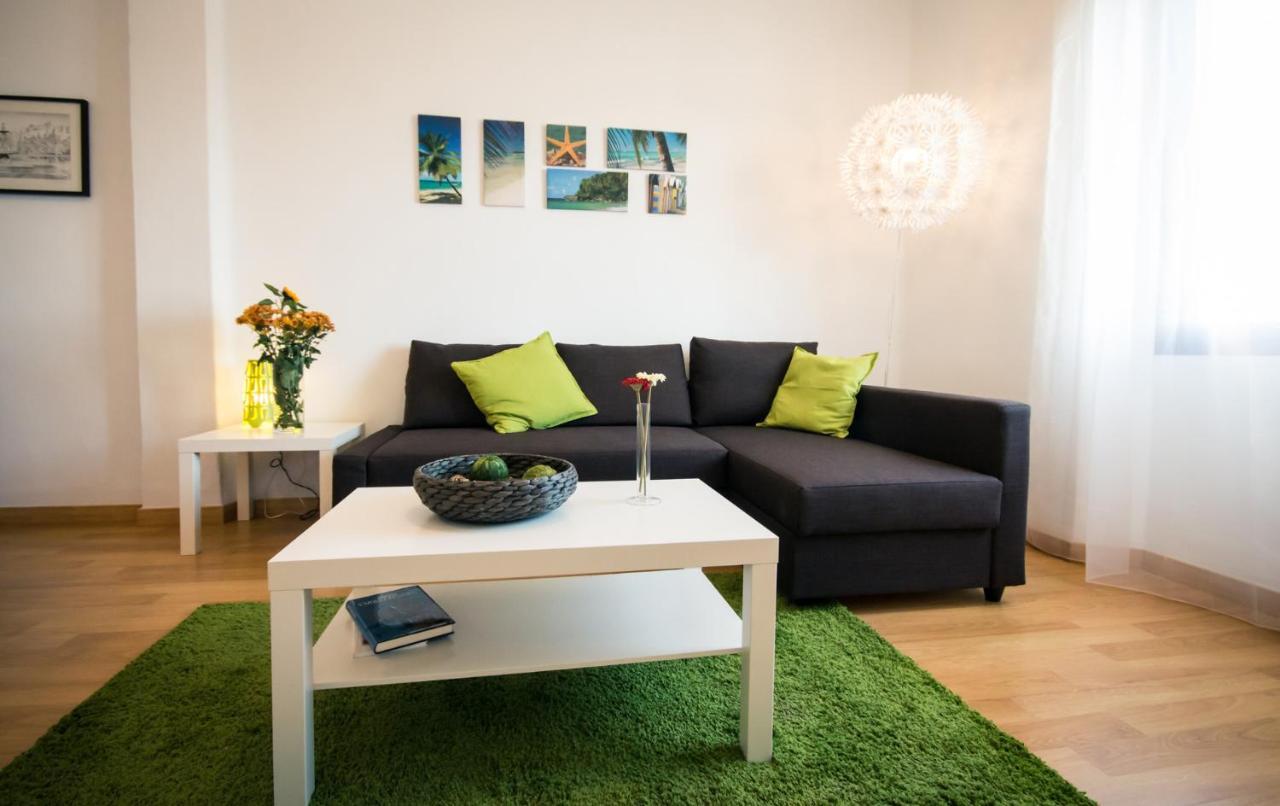 Holidays2Malaga Heredia 3 Bedroom Opposite Malaga Port Eksteriør bilde